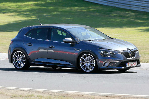 renault-megane4-rs-nur-right-front
