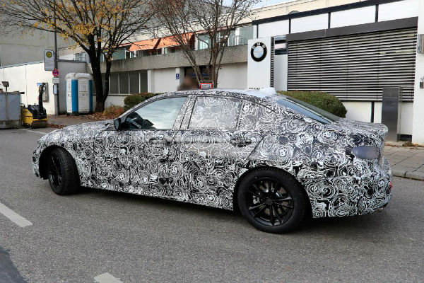 bmw-3series-g20-side