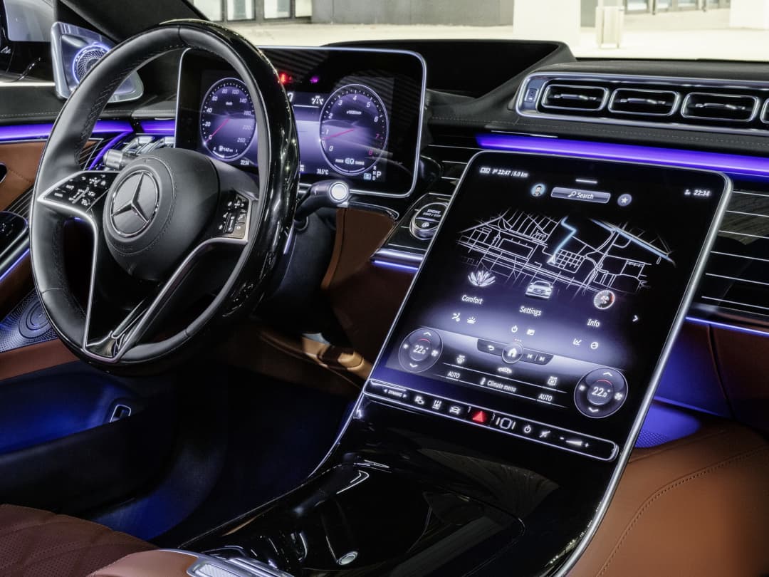 Mercedes Benz S Class 2021 touch screen