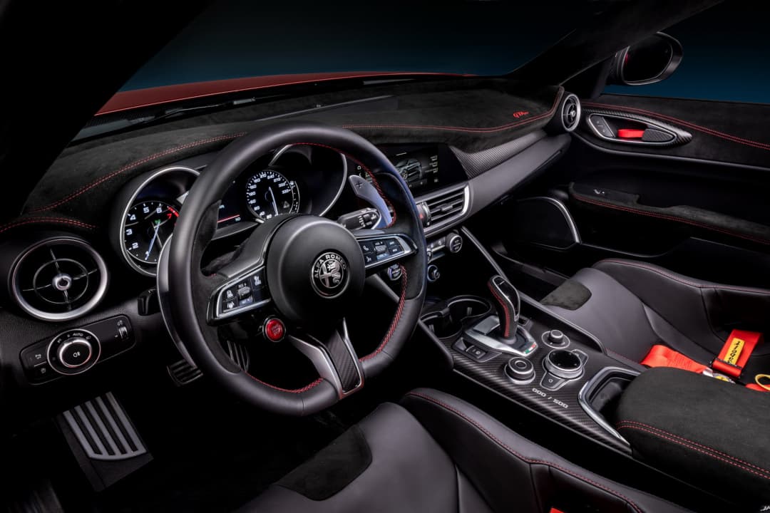 Alfa Romeo Giulia GTAm cockpit