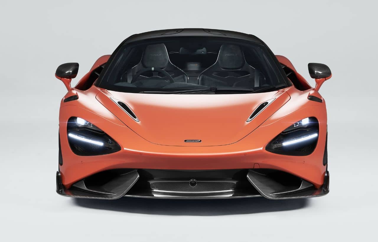 McLaren 765LT front