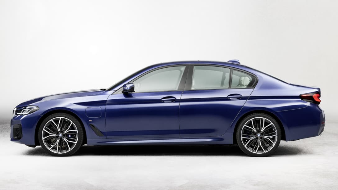 BMW 5 Series facelift 2020 side