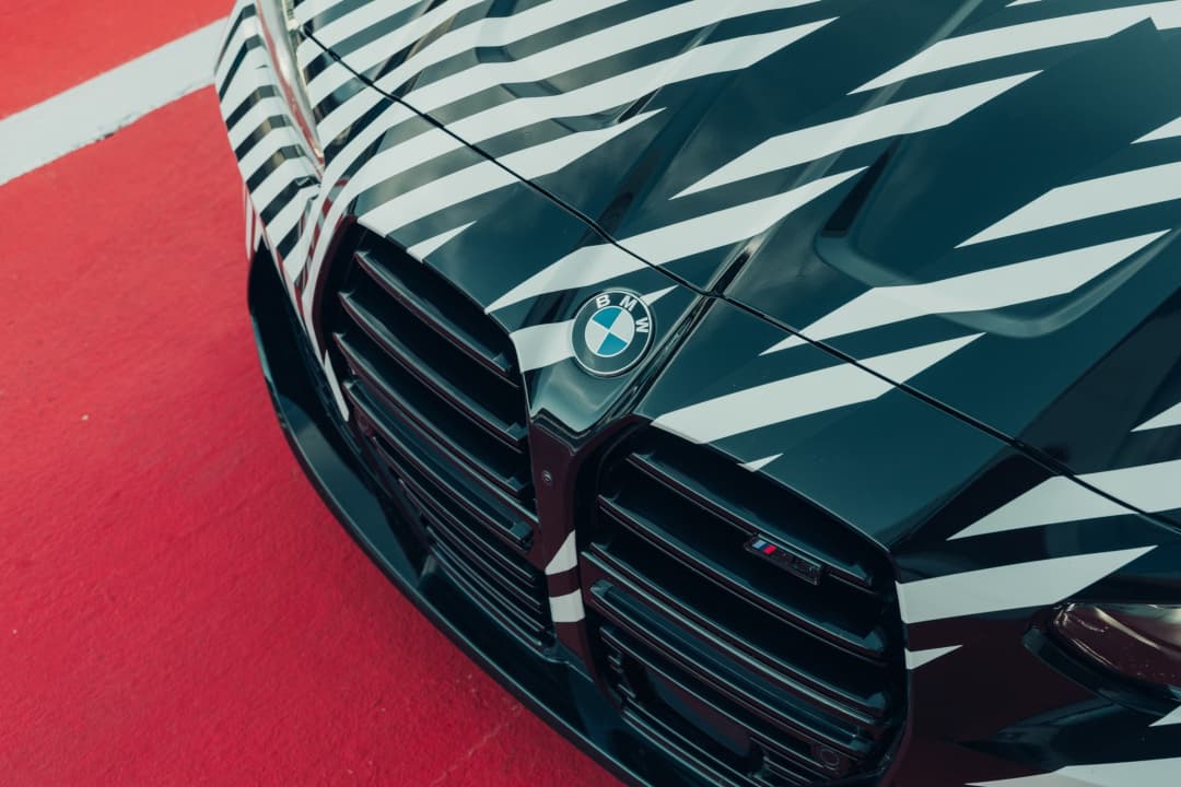BMW M4 teaser nose