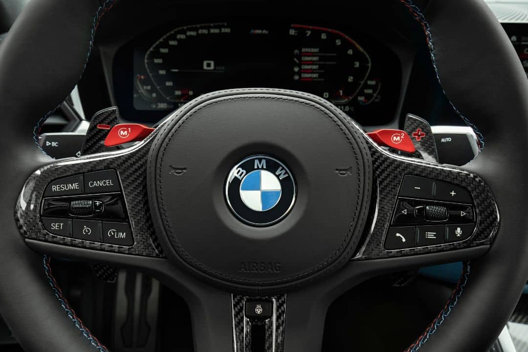 BMW M4 Coupe Steering wheel