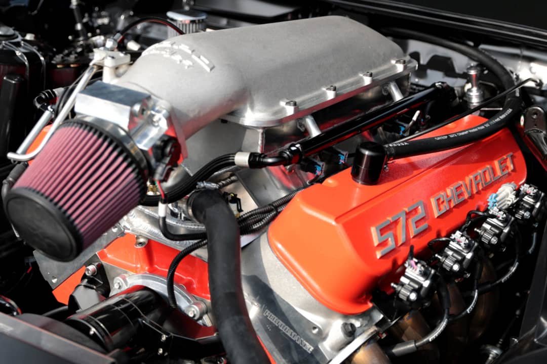 Chevrolet COPO 572 Camaro Engine