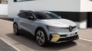 Renault Megane E-Tech Acceletation
