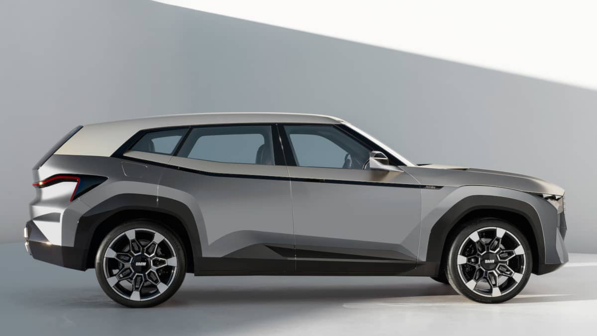 BMW Concept XM Side