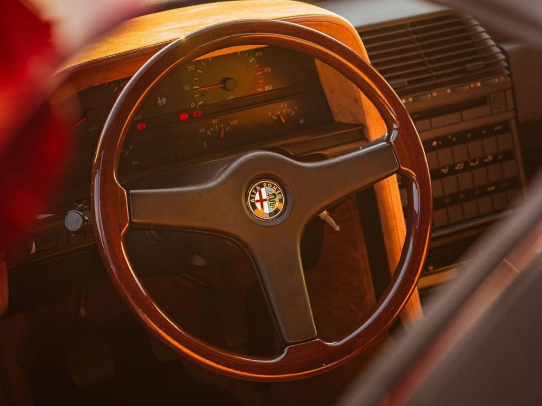 Alfa Romeo 164 Restomod Steering wheel