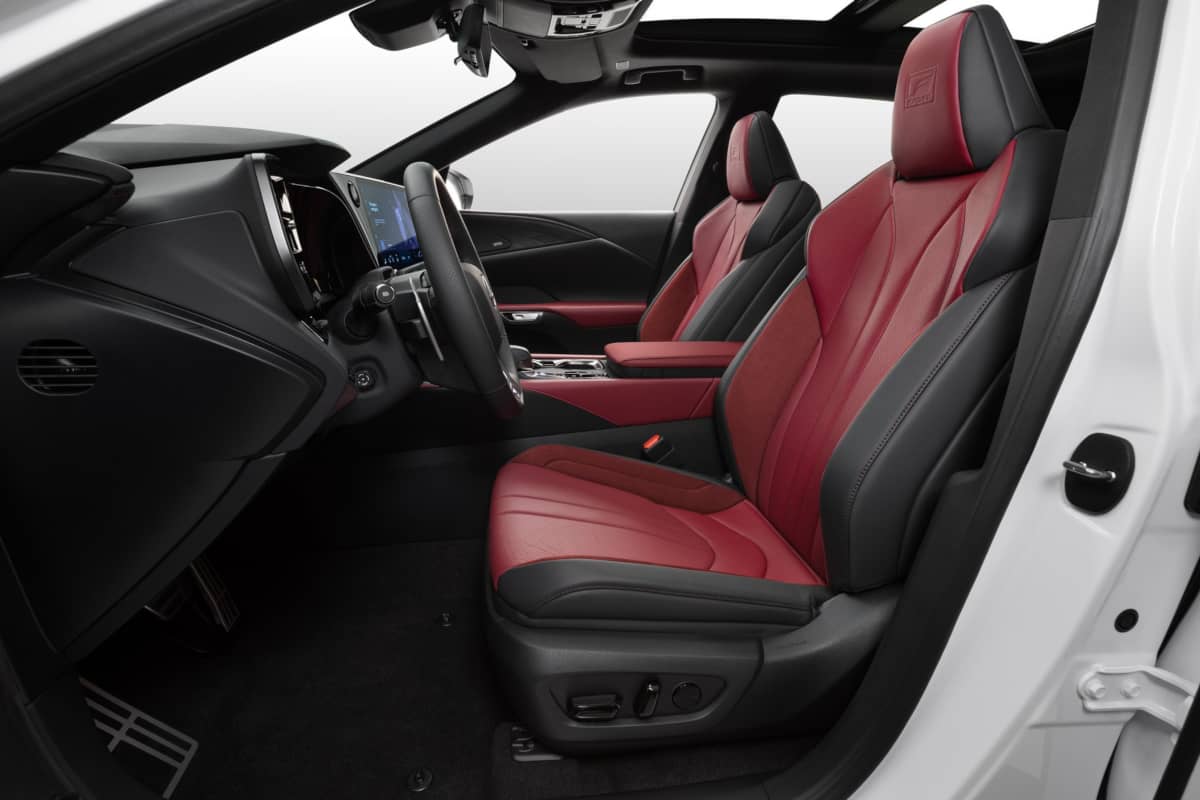 Lexus RX 2023 Front seat