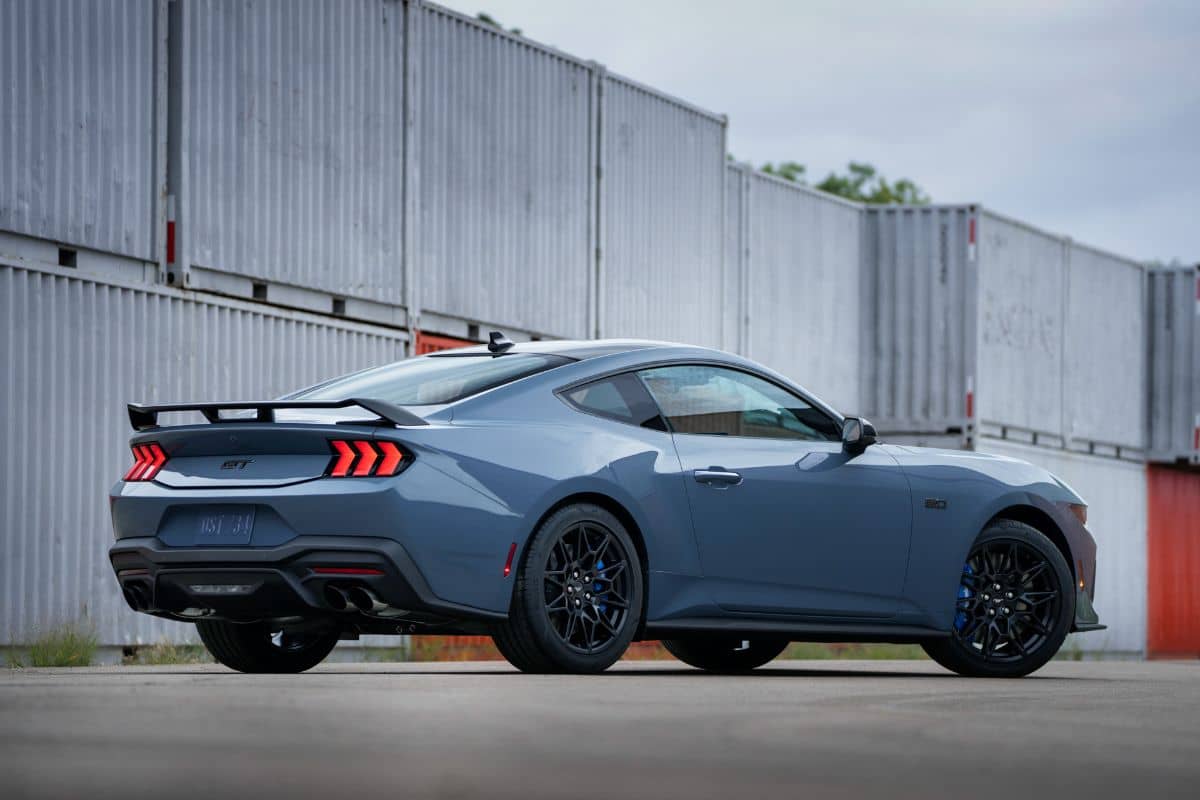Ford Mustang 2024 GT Rear