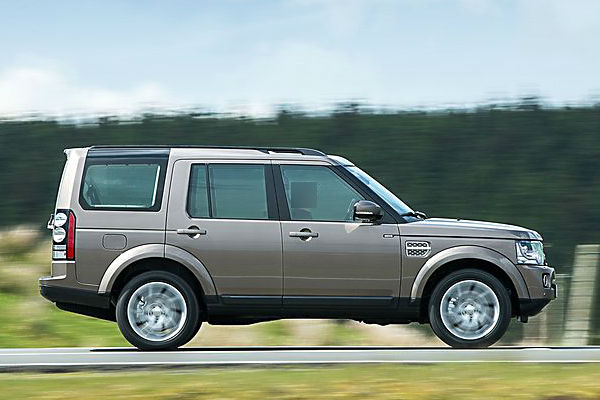 land-rover-discovery-2015-side