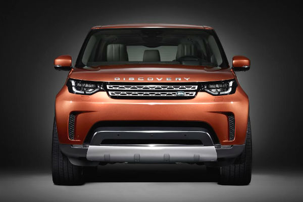 land-rover-discovery-2017-front