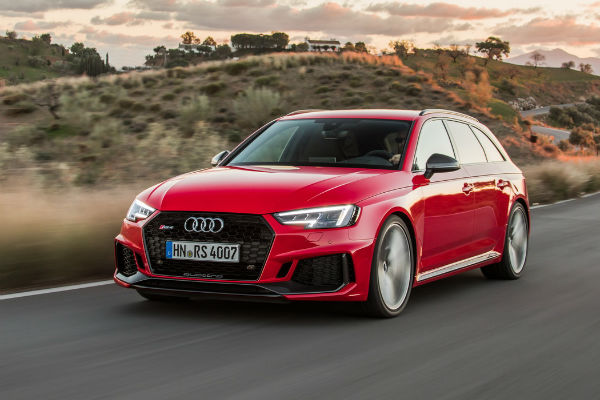 Audi-RS4_Avant-2018-6