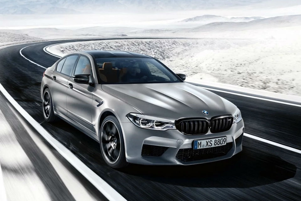 BMW-M5_Competition-1