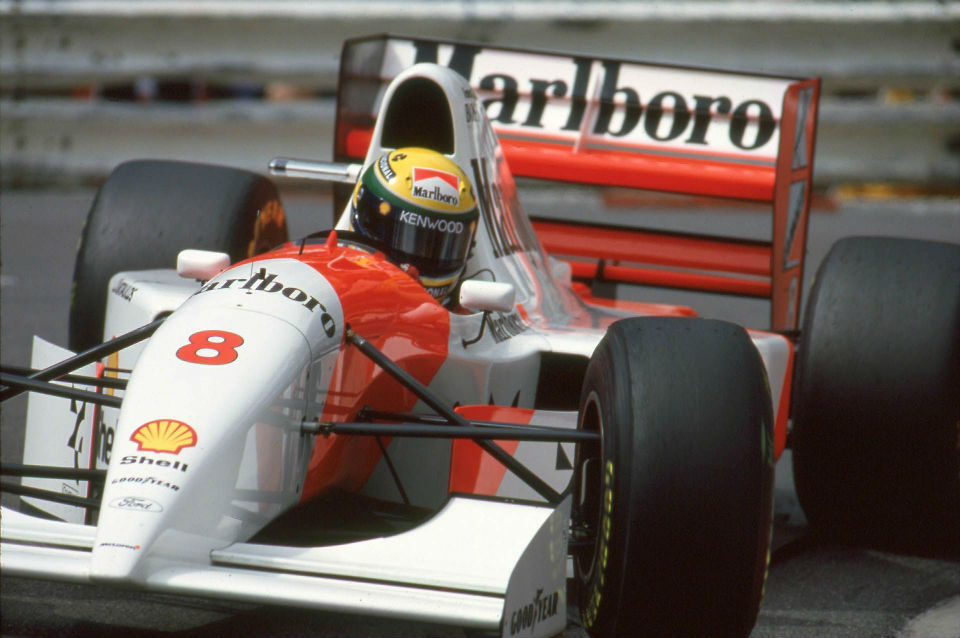 F1-1993-mclaren-mp4-8a-2