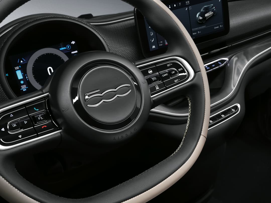 Fiat 500e 2020 steering wheel