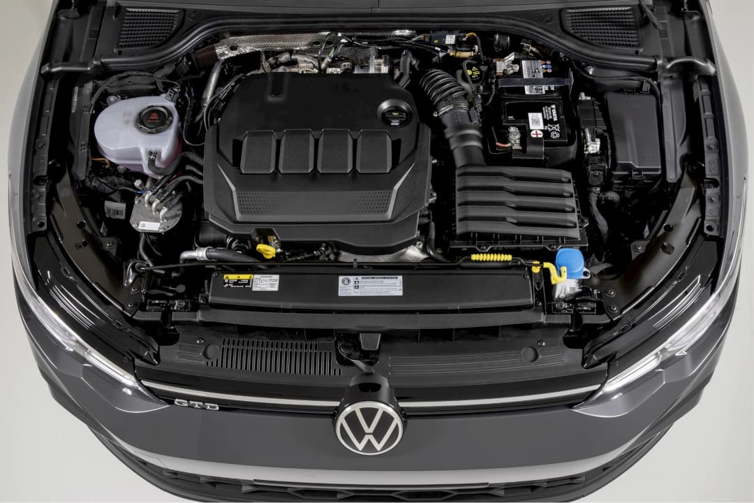 VW Golf Mk8 GTD engine