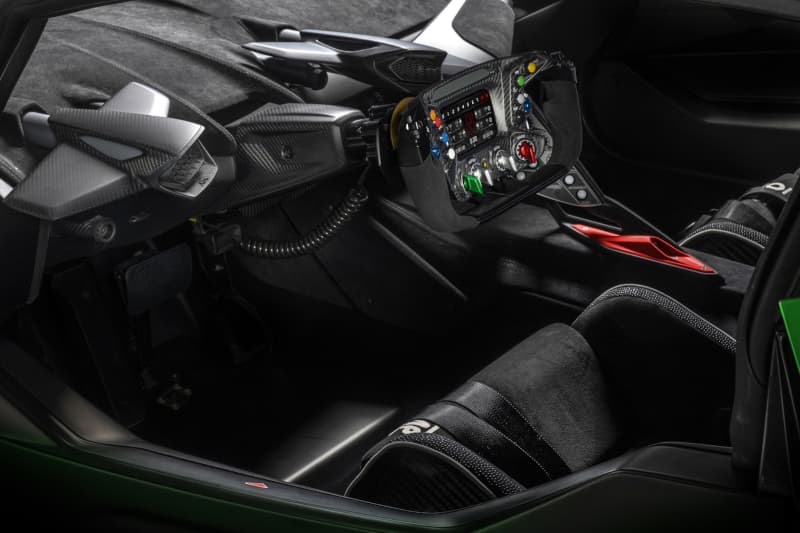 Lamborghini Essenza SCV12 cockpit