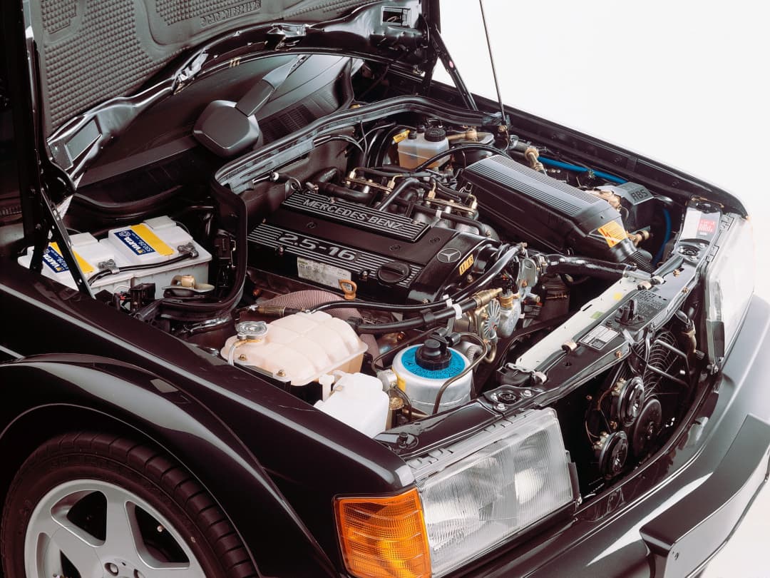 Mercedes-Benz 190E 2.5-16 Evolution II engine