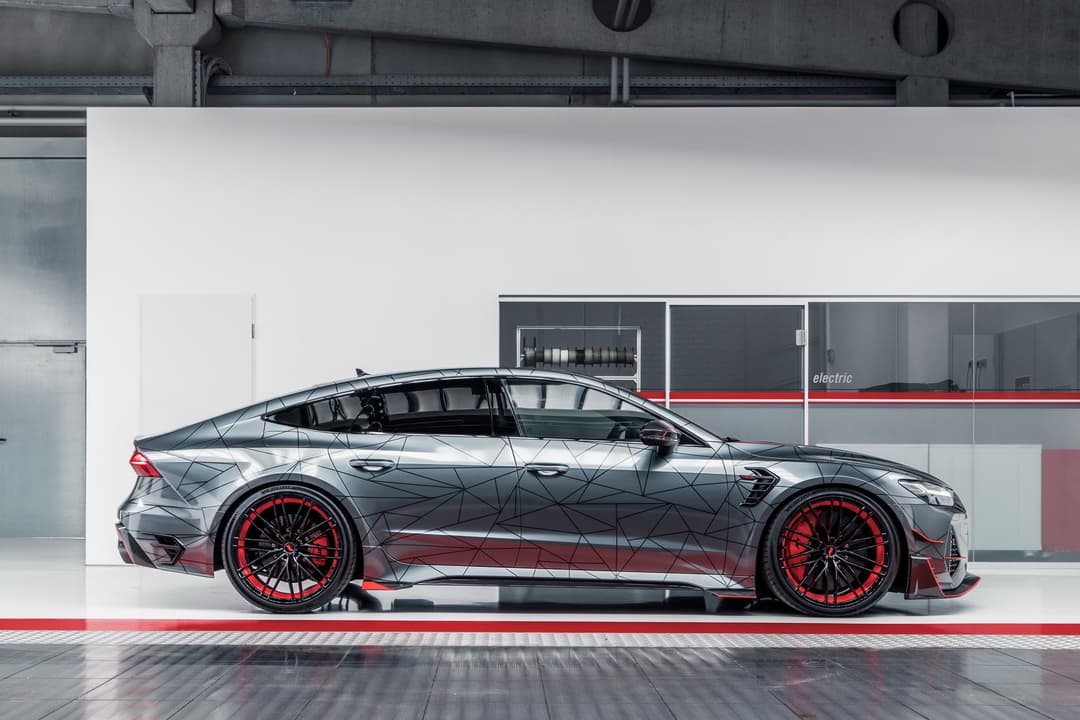 ABT RS7-R side