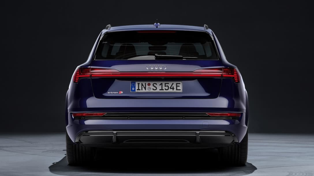 Audi e-tron S 2021 rear