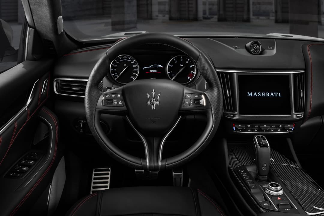 Maserati Levante Trofeo interior
