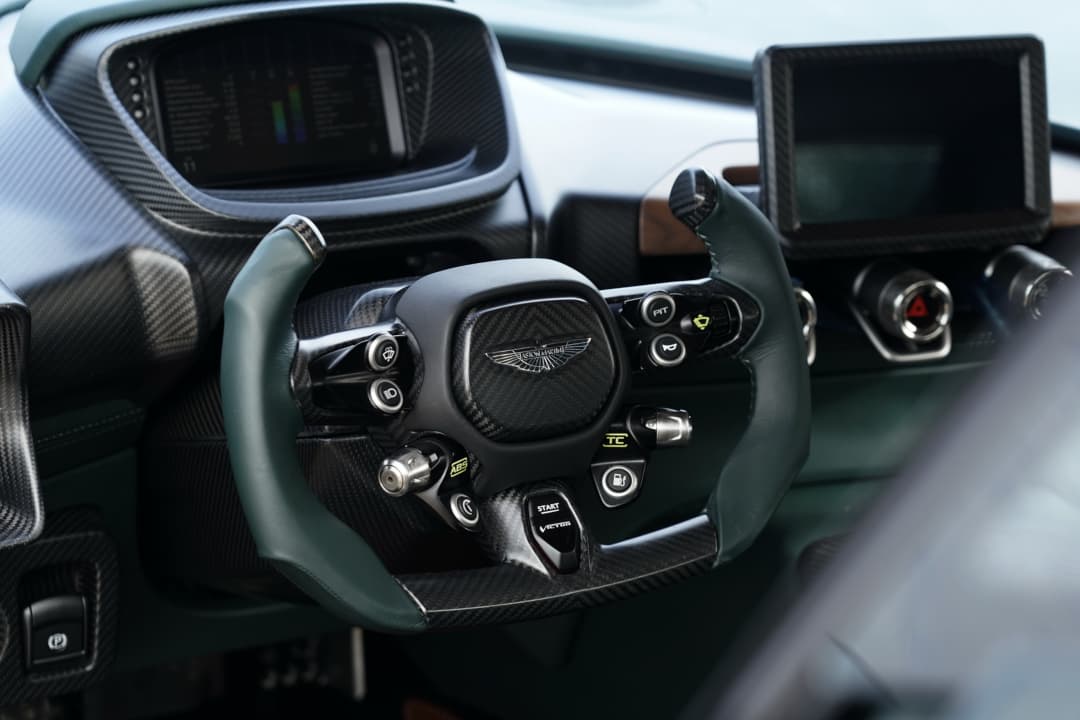 Aston Martin Victor steering