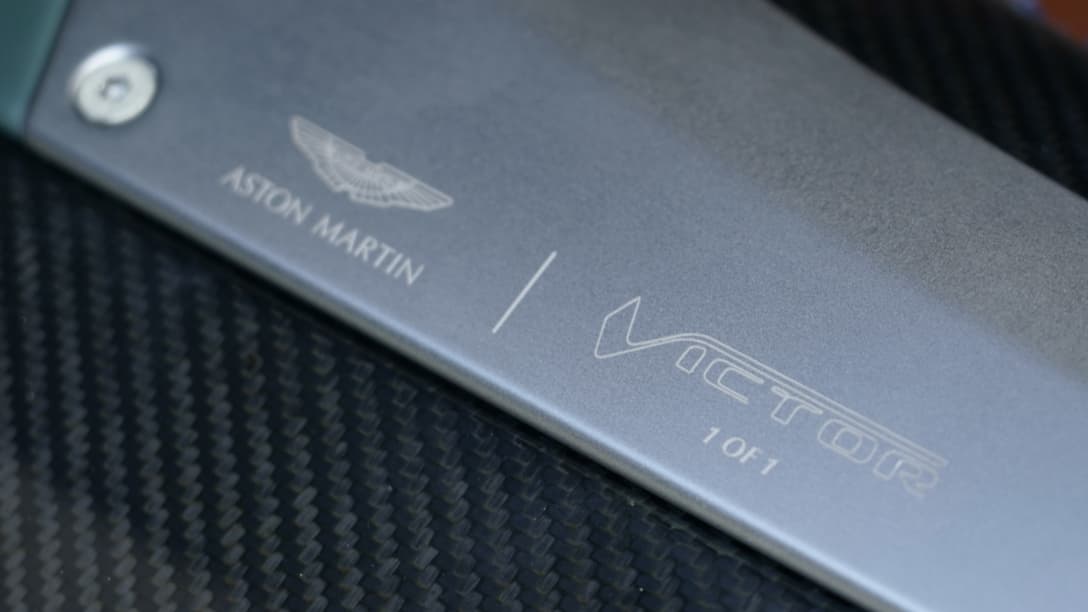 Aston Martin Victor Signature