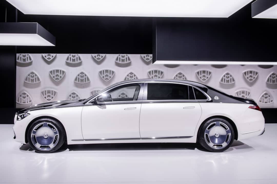 Mercedes Maybach S-Class Side