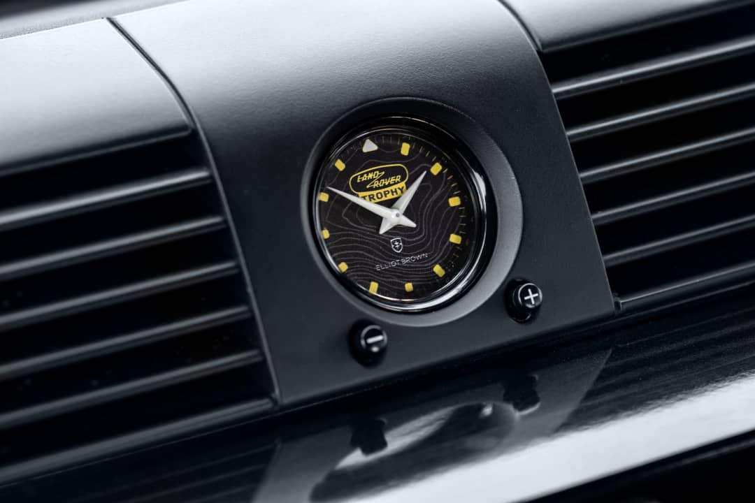 Land Rover Classic Defender Works V8 Trophy Clock