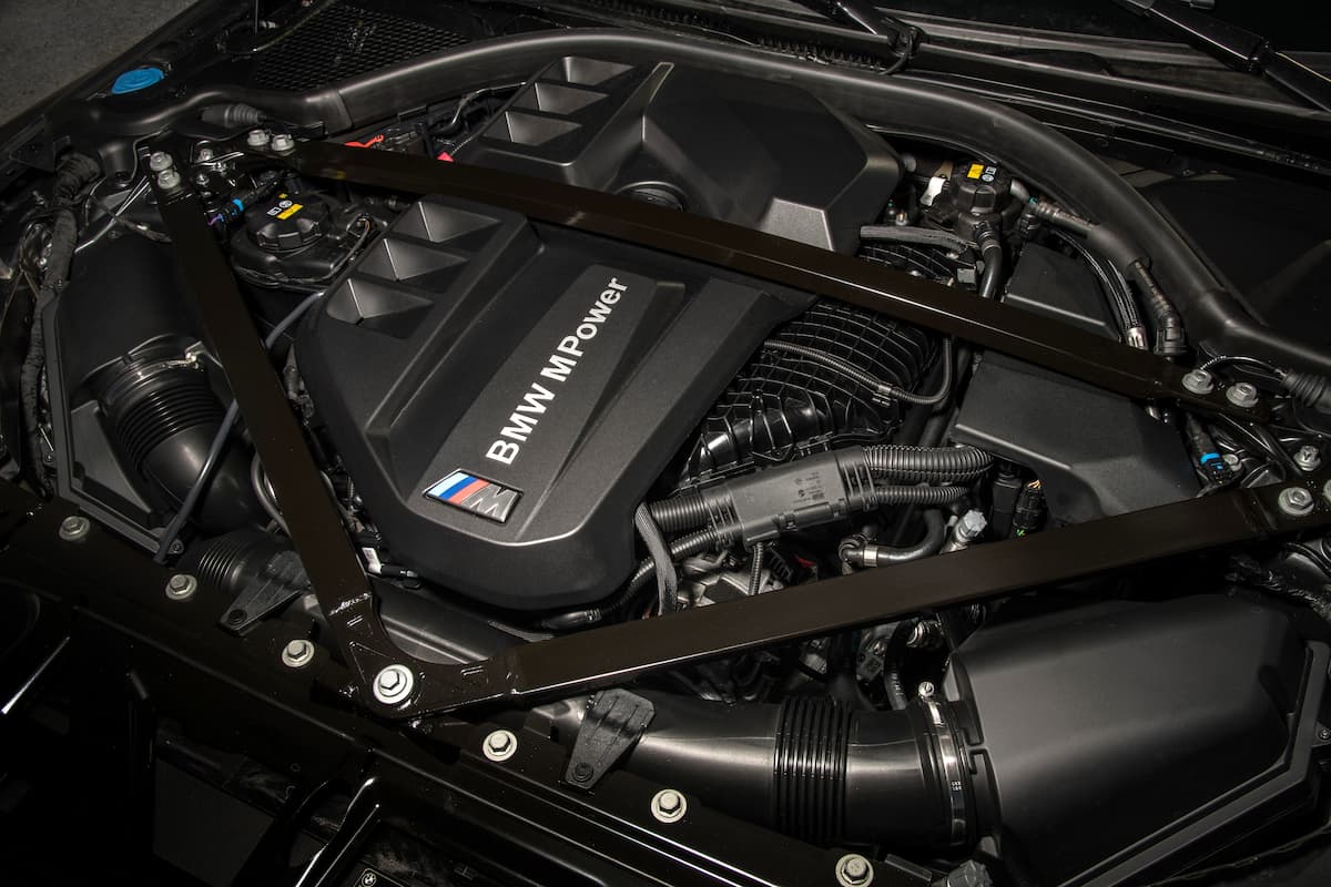 BMW M4 Competition M xDrive Engine