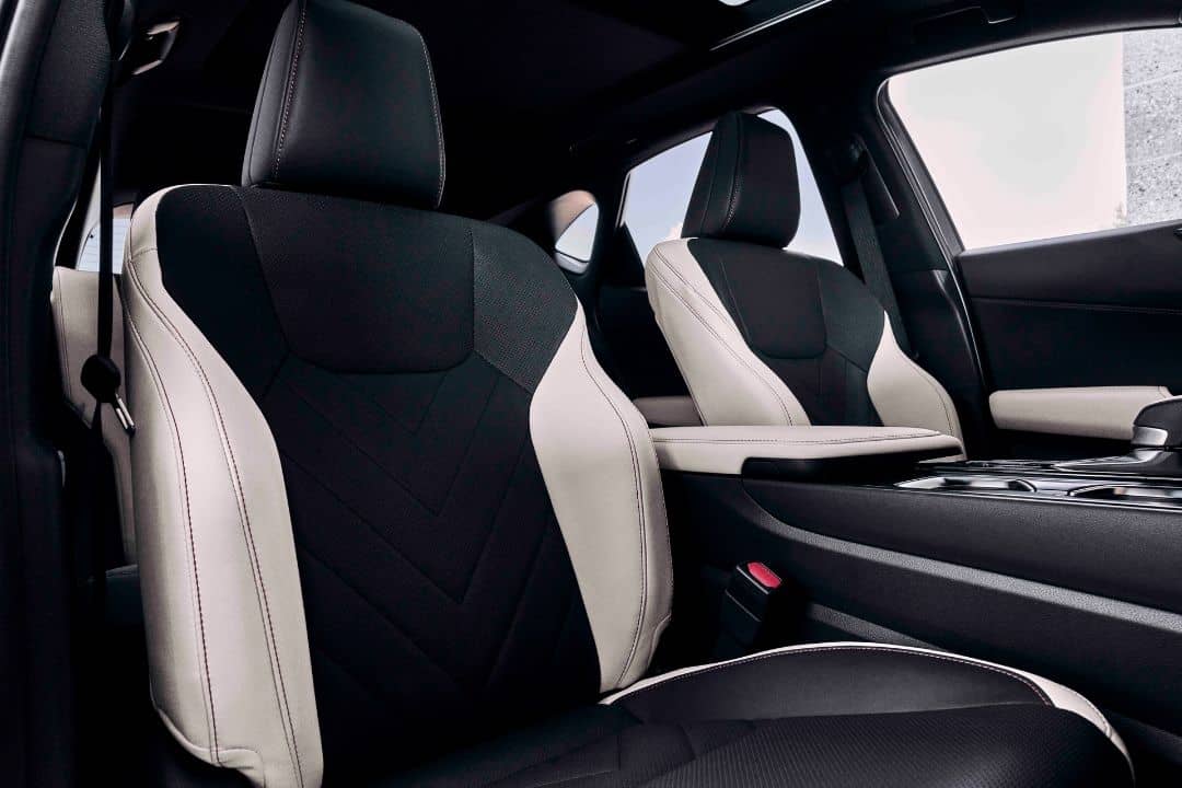 Lexus NX 2022 Front seats