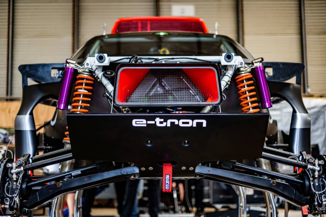 Audi RS Q e-tron Suspension