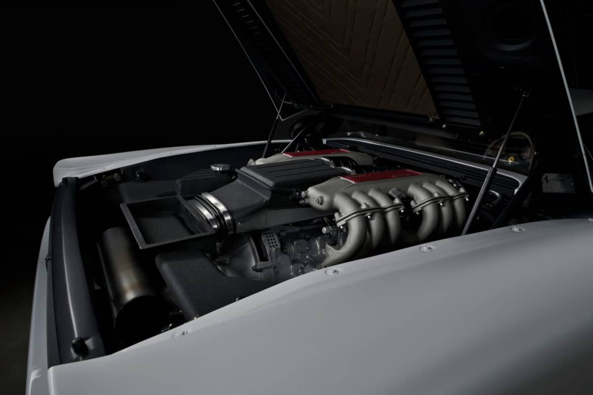 Officine Fioravanti Testarossa Restomod Engine