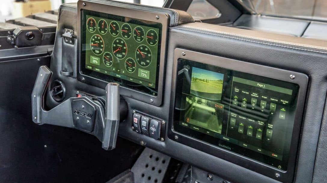RIPSAW EV3-F4 Cockpit