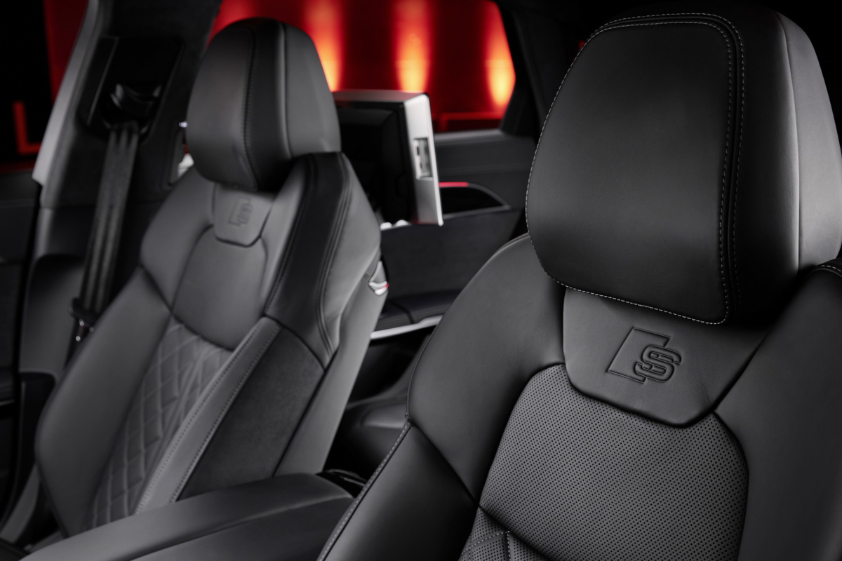 Audi A8 2022 Facelift Seat