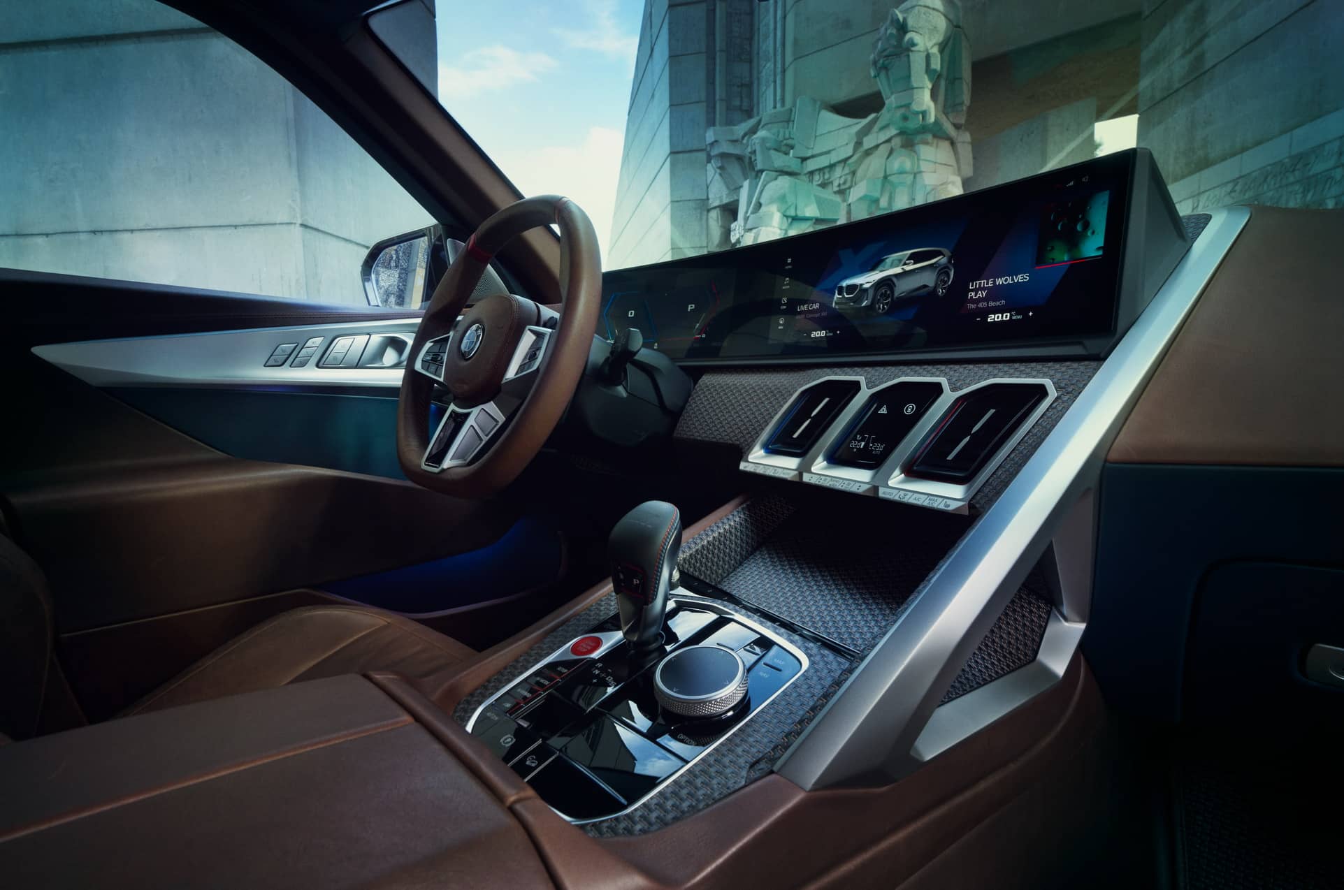 BMW Concept XM Display