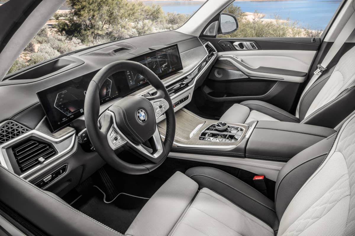 BMW X7 2023 Cockpit