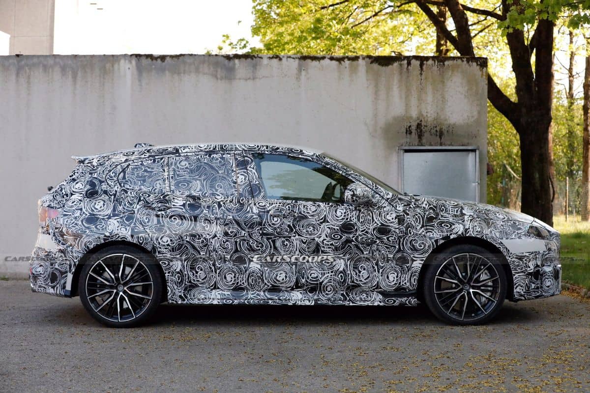BMW M135i xDrive Facelift 2023 Spyshot Side