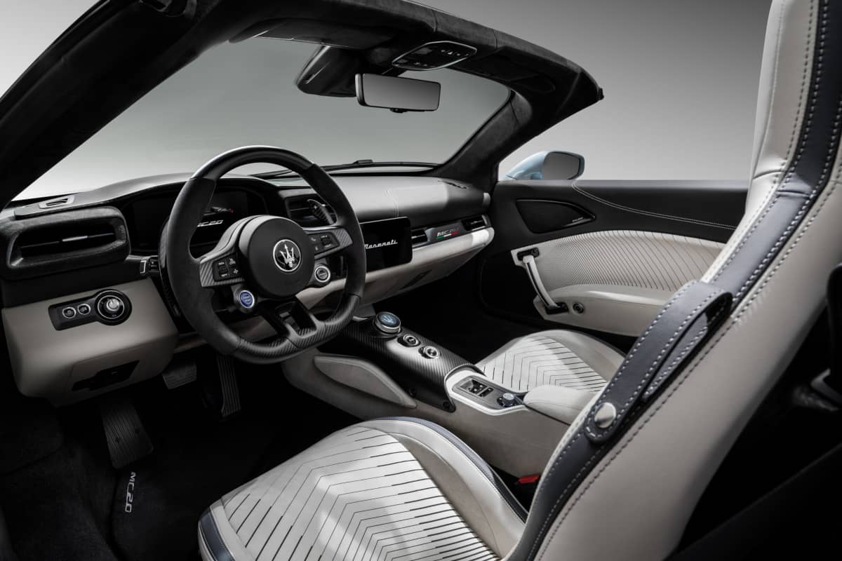 Maserati MC20 Cielo Interior