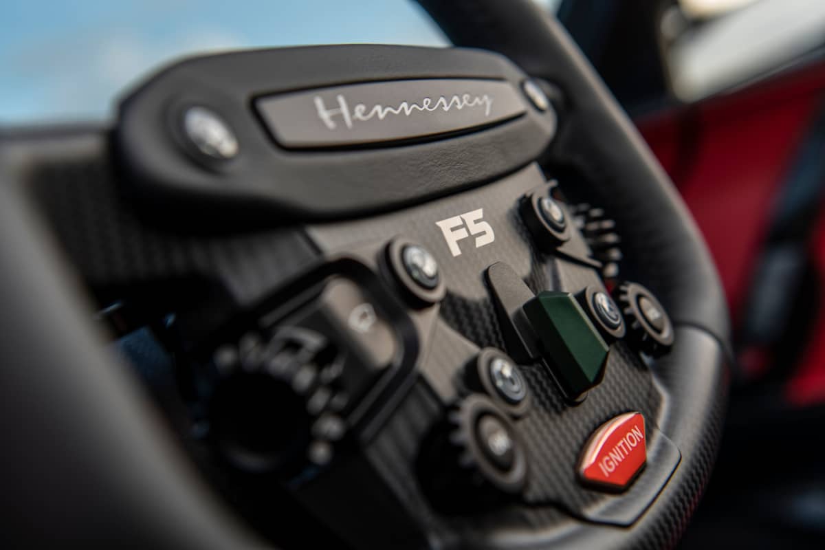 Hennessey Venom F5 Roadster Steering wheel