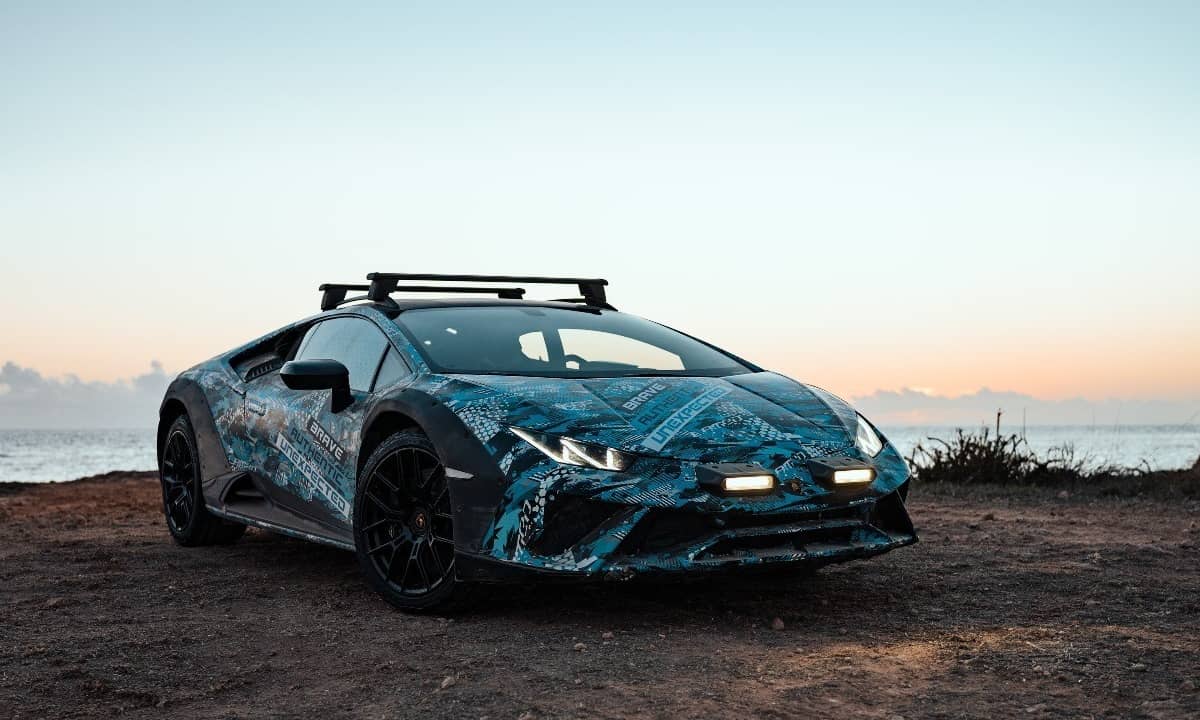 Lamborghini Huracan Sterrato Teaser Front