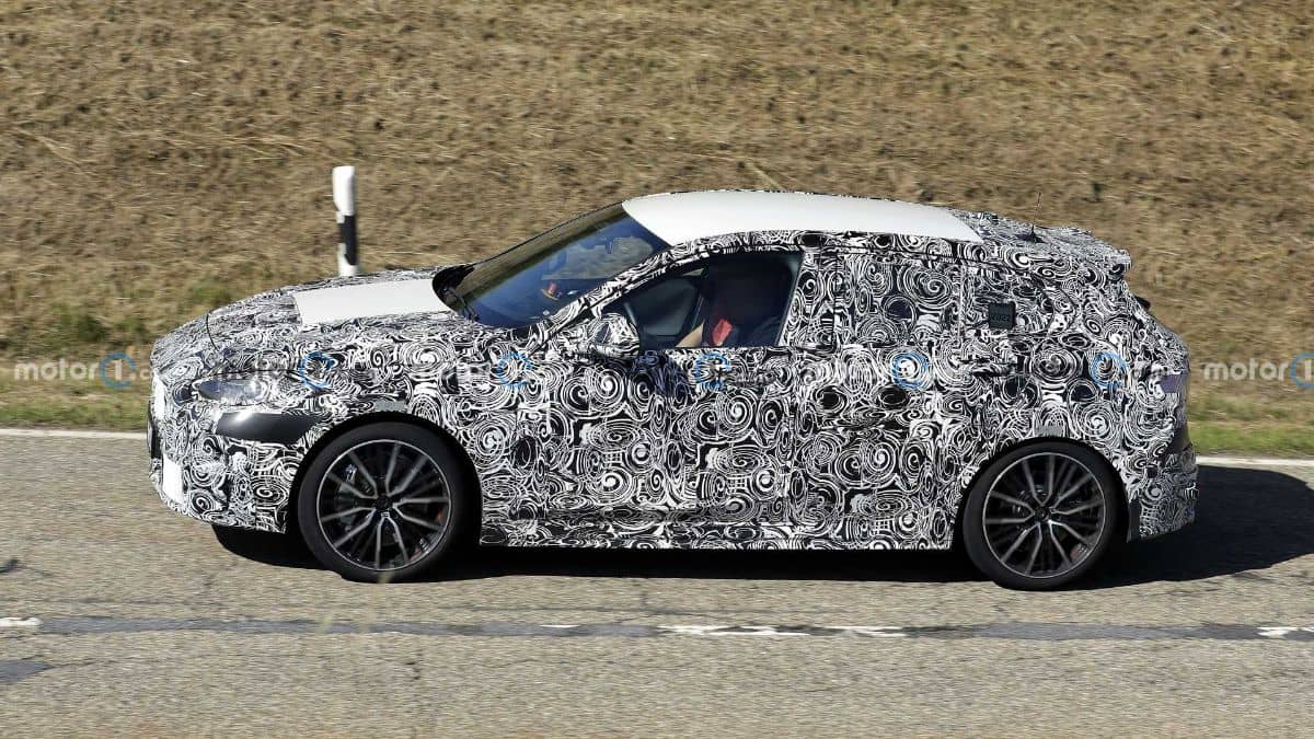 BMW M135i Facelift Spyshot Side