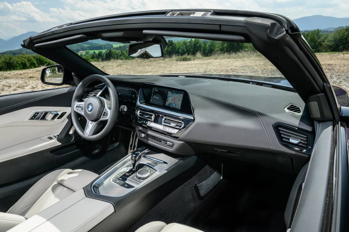 BMW Z4 M40i 2023 Interior