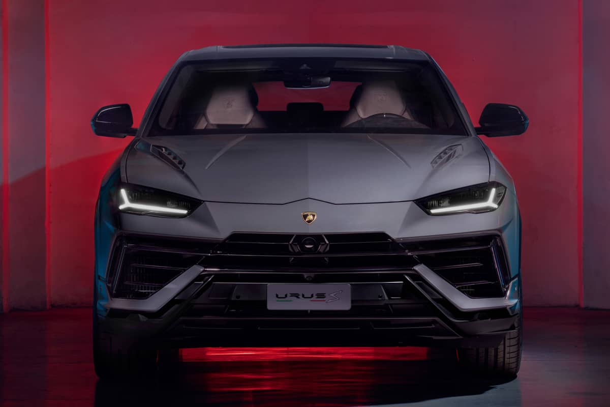 Lamborghini Urus S Front