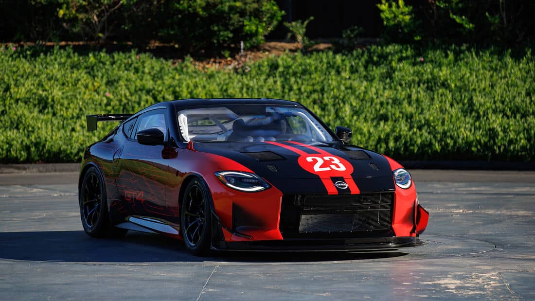 Nissan Z GT4 Front