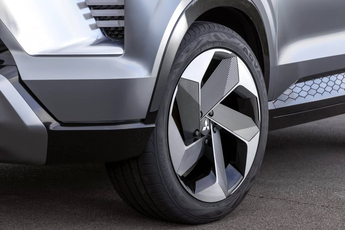 Mitsubishi XFC Concept Wheel