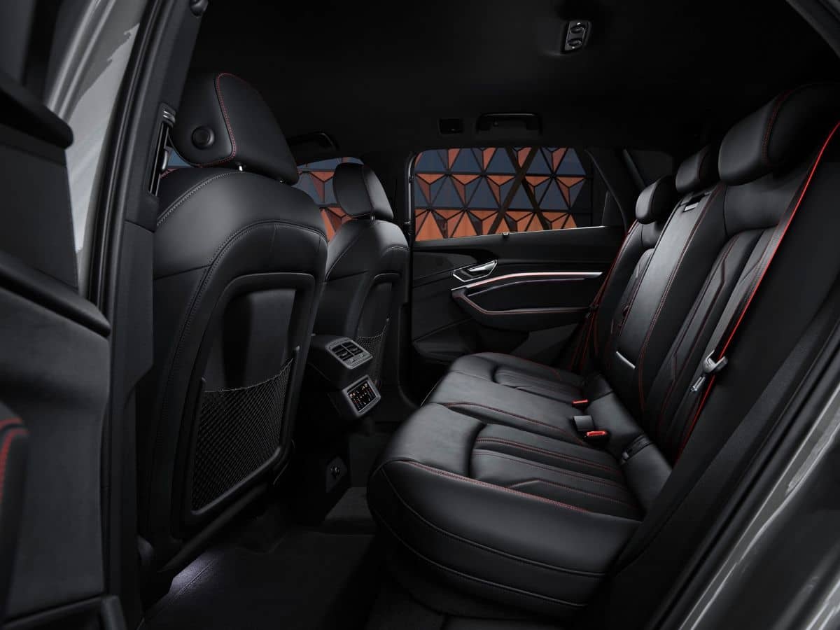 Audi Q8 e-tron Rear seats