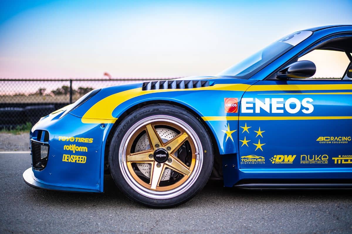 ENEOS Porsche 911 GT3 STI Front wheel