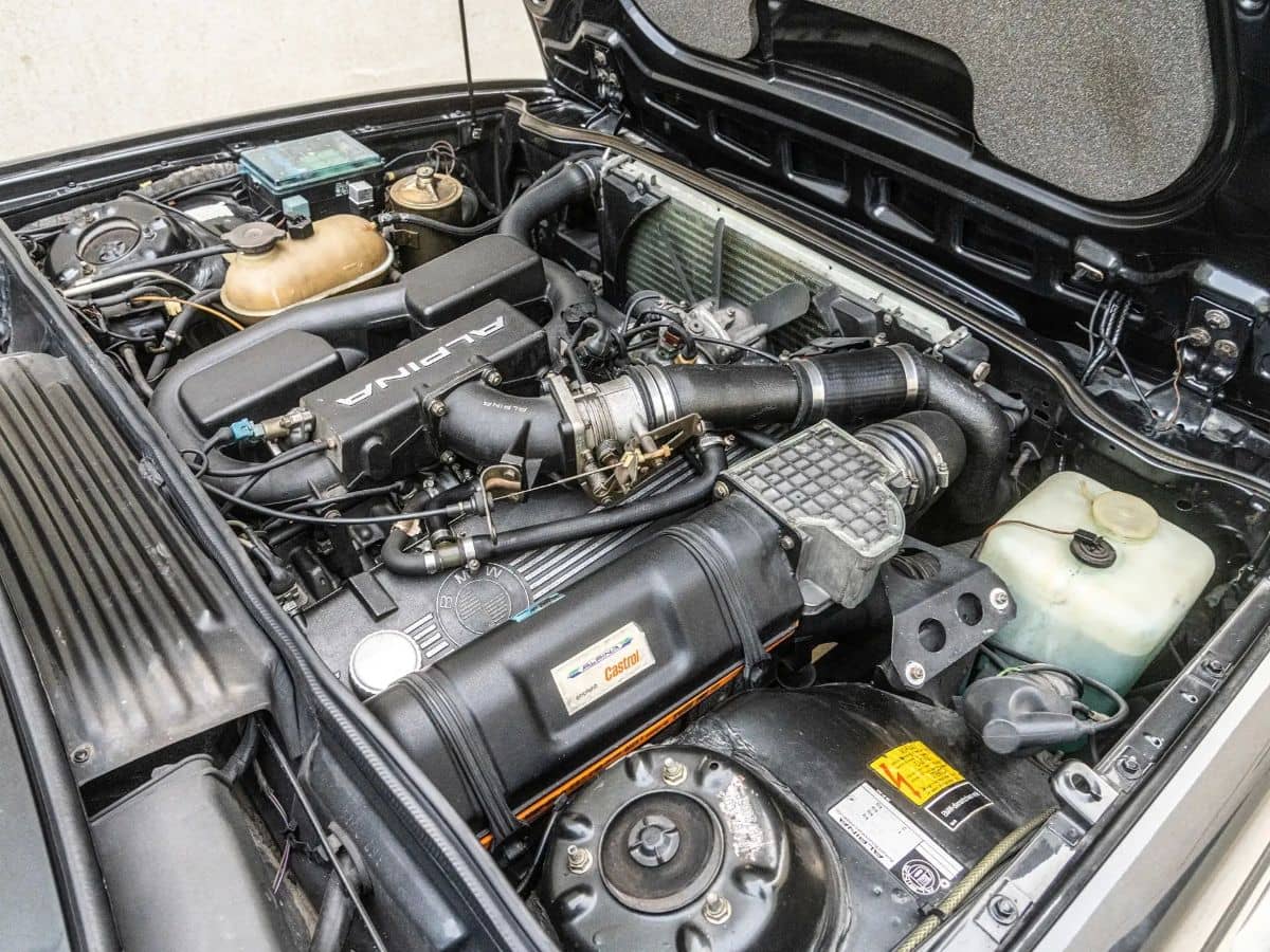 Alpina B7 Turbo Coupe / 1 Engine